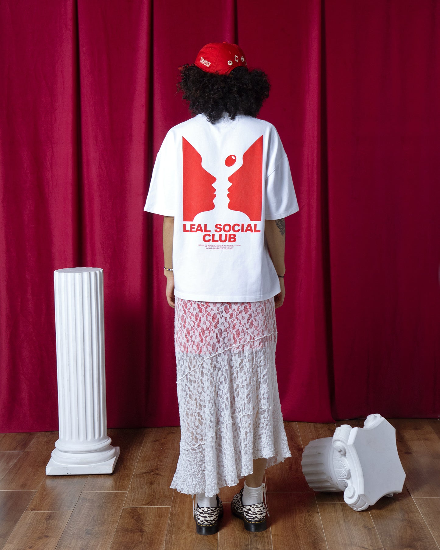 FACES TEE